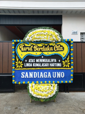 Papan Bunga Duka di Nainggolan